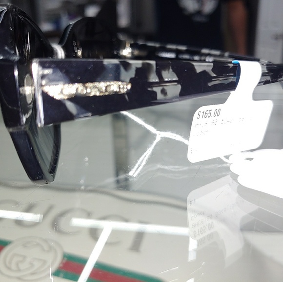 Coach - Picture 2 of 2